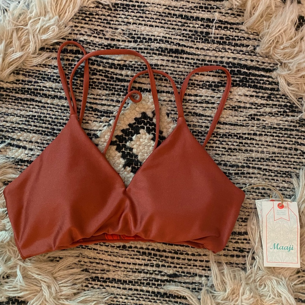 Maaji Shimmer Sz Large bikini top reversible